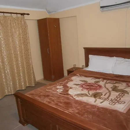 Guest house Patria 3*