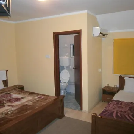 Patria 3* Podgorica